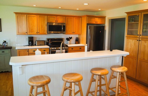Lake Township House | Experience The Sandhill House: Lakefront Home with Spa & More