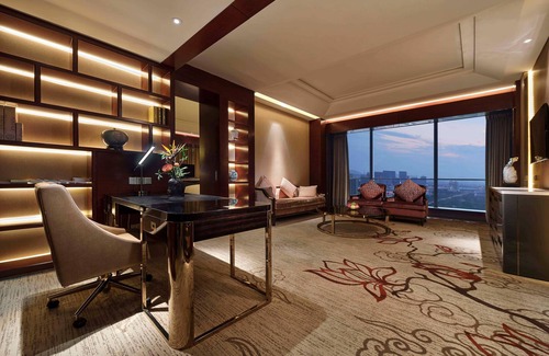 Yiwu Hotel | Discover Sanding New Century Grand Hotel Yiwu - 4-Star Comfort