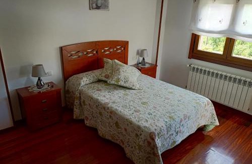 Santiago de Compostela House | Discover Sandino 32: Family-Friendly with a 9.6 Rating