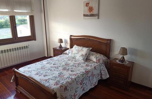 Santiago de Compostela House | Discover Sandino 32: Family-Friendly with a 9.6 Rating