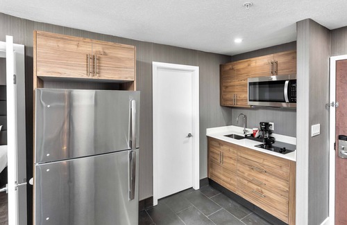 Grande Prairie Hotel | Relaxing Stay at Sandman Hotel Grande Prairie with Spa & Pool