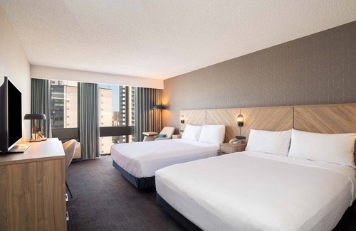 Longueuil Hotel | Eco-Friendly Sandman Hotel Montreal - Longueuil with Pool