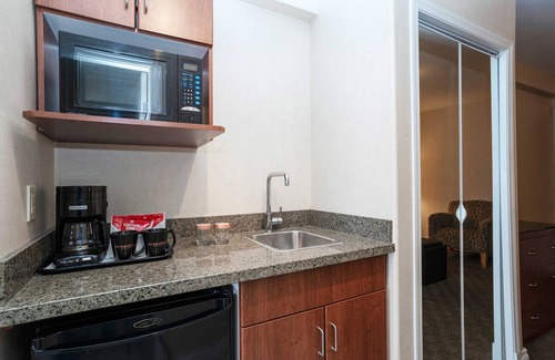 Northwest Calgary Hotel | Discover Sandman Hotels & Suites Calgary West with Pool Access