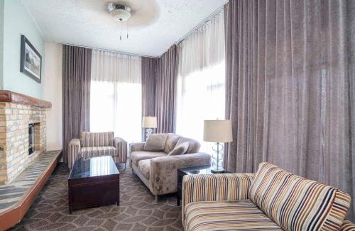 McBride Hotel | Budget-Friendly Stay at Sandman Inn McBride with Restaurant