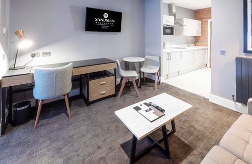 Central Aberdeen Hotel | Discover Sandman Signature Aberdeen Hotel & Spa Experience