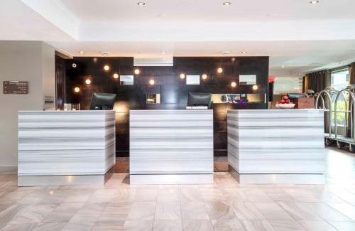 City Centre Hotel | Relax at Sandman Signature Kamloops Hotel with Pool & View