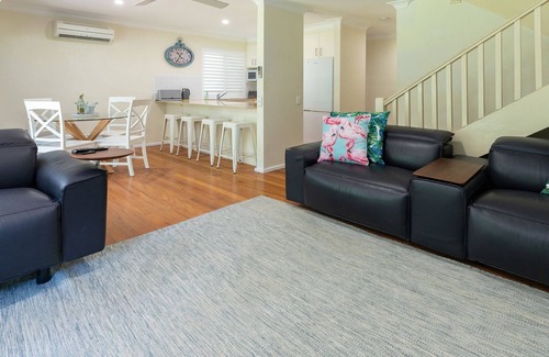 Smiths Lake House | Sandpiper 16 @ Sandpiper Retreat