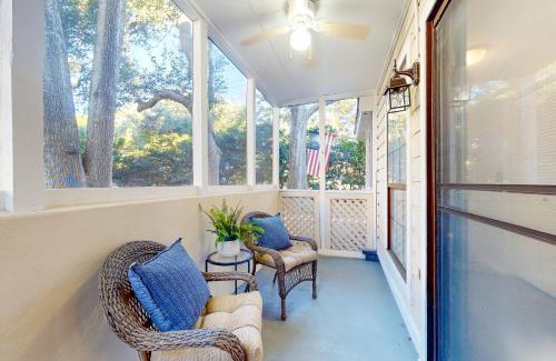 Scanlonville Apartment | Step into Sandpiper Cottage: Family-Friendly 30-Day Retreat