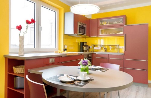 Juliusruh Apartment | Oceanfront Sandpiper Hotel with Family-Friendly Amenities