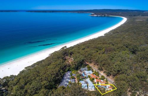Hyams Beach House | Experience Family-Friendly Comfort at Sandpiper, Hyams Beach