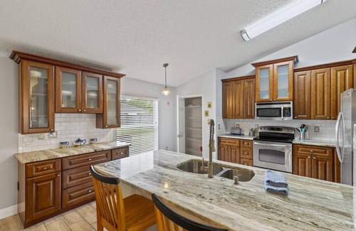 Palm Coast House | Dog-Friendly Sandpiper Path: Close to Beach & Golfing