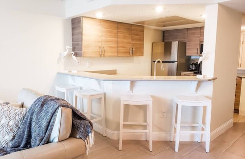 Ponce Inlet Condo | Oceanfront Condo with Pool & Beach Access in Ponce Inlet