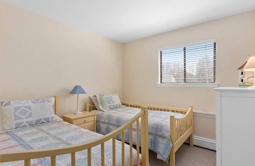 Bridgehampton House | Secluded Getaway at Sandpiper with Pool & Pet-Friendly Amenities