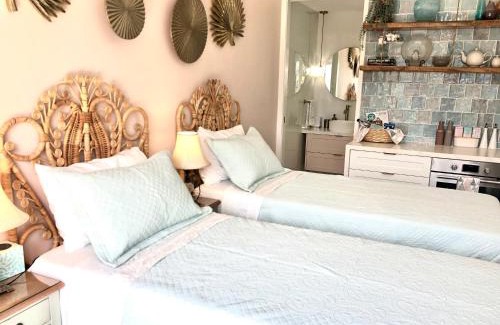 Newport Apartment | Oceanfront Sandpiper Studio with Pool, Rated 9.5/10