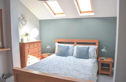 Lowestoft Apartment | Discover Sandpiper: Top-Rated Coastal Getaway for Families