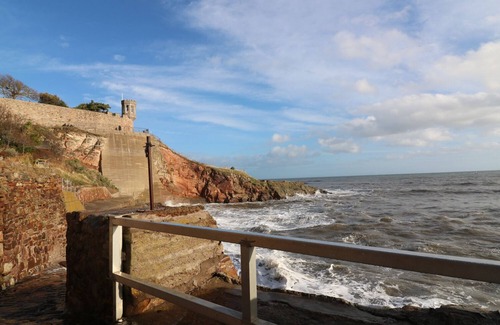 Crail Cottage | Cozy Sandpipers: Family-Friendly Cottage in Beautiful Crail