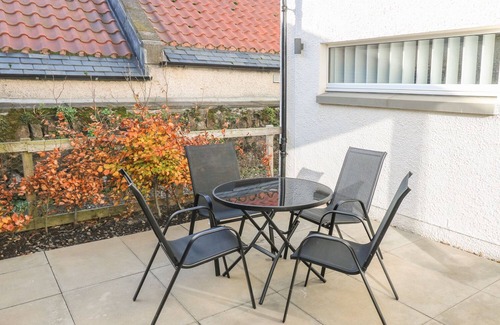 Crail Cottage | Cozy Sandpipers: Family-Friendly Cottage in Beautiful Crail