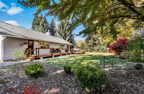 Ponder Point House | Discover Sandpoint Paradise: 4-Star Family-Friendly Retreat
