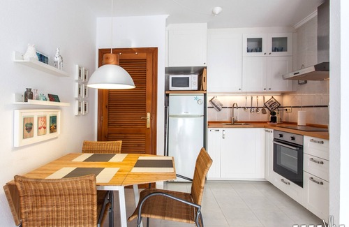 Cumbre del Sol Apartment | Romantic Retreat: Sandrine Apartment Just 1.8 km from Cala Moraig