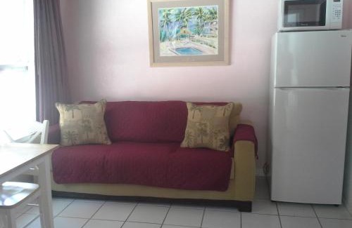 Islamorada Hotel | Oceanfront Sands of Islamorada: Family-Friendly Retreat
