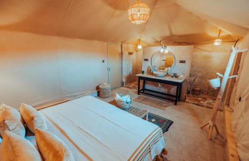 Taouz Other | Experience Merzouga Royal Camp: Beachfront Oasis Awaits