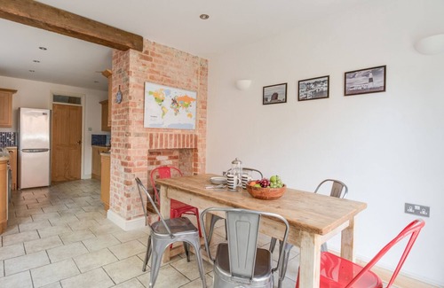 Weymouth Cottage | Ocean View Retreat at Sandsfoot Rest: Ideal for Families