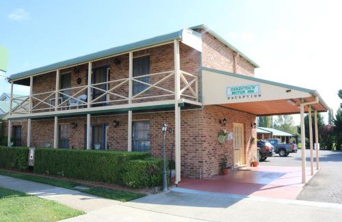Armidale City Centre Hotel | Discover Sandstock Motor Inn Armidale: Family-Friendly Stay