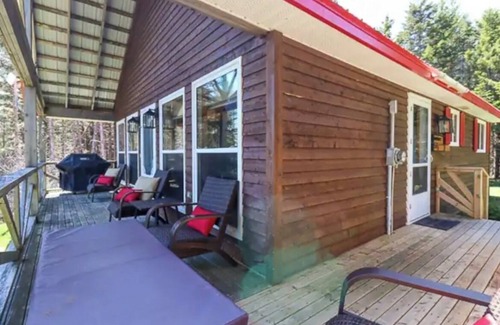 Saint John County Ski Chalet | Experience Serenity at Sandstone Chalets with Ocean Views