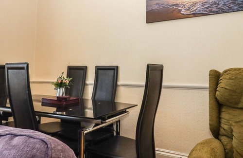 Ramsgate Cottage | SANDSVIEW, pet friendly, country holiday cottage in Ramsgate