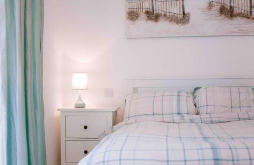 Naran Apartment | Discover Sandville Chalet Portnoo - Rated 9.7/10!