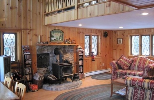 Stoneham Ski Chalet | Tranquil Sandy Beach Alpine Chalet by Private Pond