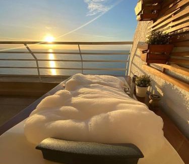 Cha-am Apartment | Beachfront Escape at Sandy Beach Condo 17D - Rated 9.3/10