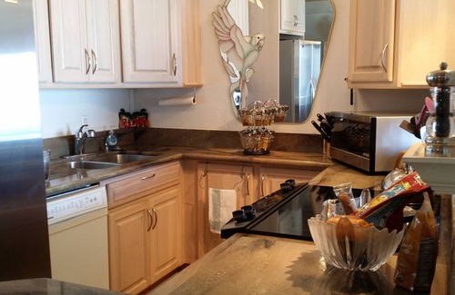 Maili Condo | Oceanfront 1BR Oasis at Sandy Beach with Pool & Spa