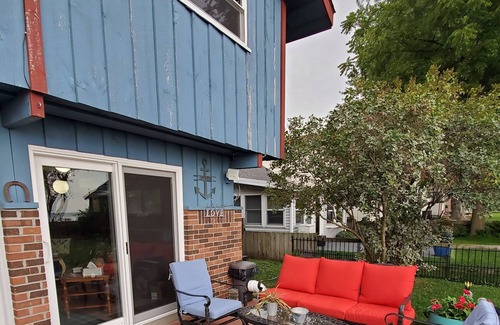 Bay City House | Sandy Beach on Saginaw Bay. Sleeps 10