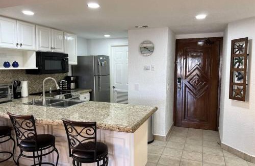 Puerto Penasco Apartment | Ocean Front Retreat at Sandy Beach Princesa D101 Resort