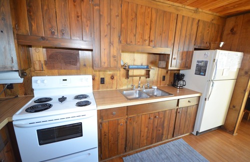 Arcadia House | Private Cottage on Lake Michigan - Pet Friendly Retreat