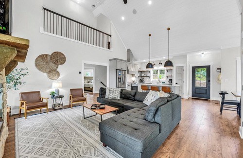 Moneta House | Discover Sandy Bottom Cove: Lakefront Oasis with Pool & Spa