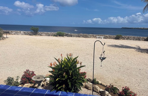 Sabana Westpunt House | Experience Breathtaking Views at Sandy Bottoms 10b