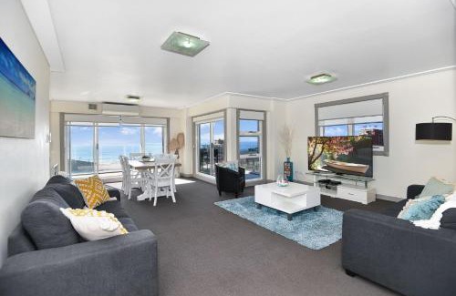 The Entrance Apartment | Cozy Sandy Cove Apartment with Pool and Hot Tub Relaxation