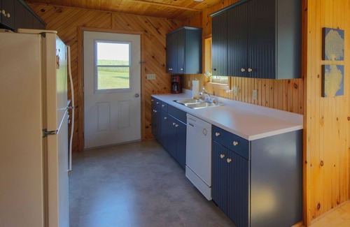 Belle River Cottage | Unforgettable Sandy Days Beach House - Waterfront Escape