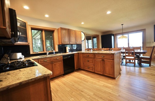 Lac du Flambeau Other | Experience Lakeside Bliss at Crawlingstone Lake Retreat