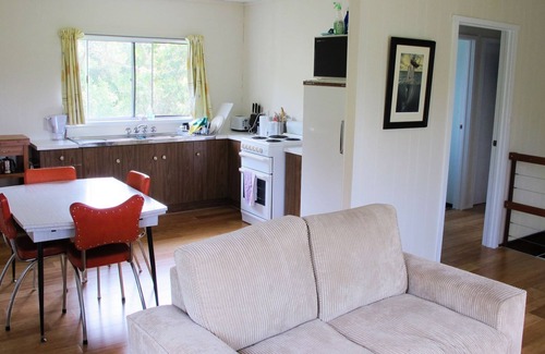 Sandy Point House | Exceptional Stay at Sandy Point Tree House with Breakfast