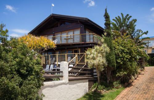 Wavecrest House | Discover Sandy's Spot: Pet-Friendly House with Pool Access