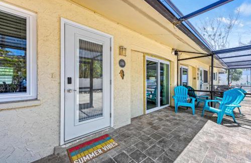 Siesta Key House | Idyllic Sandy Seahorse Cottage - Pet-Friendly Retreat