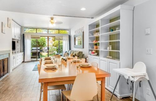 Birch Bay Apartment | Relaxing Retreat at Sandy Shores Birch Bay with Pool & Hot Tub