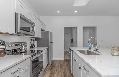 Myrtle Beach House | Sandy Smiles 2 min walk to beach