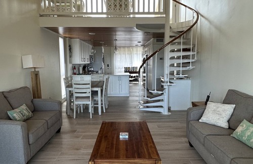 Estate Salt River Condo | Experience Sandy Souls: Oceanfront Bliss with Pool Access