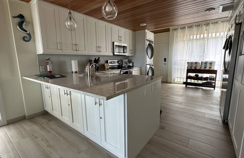 Estate Salt River Condo | Experience Sandy Souls: Oceanfront Bliss with Pool Access