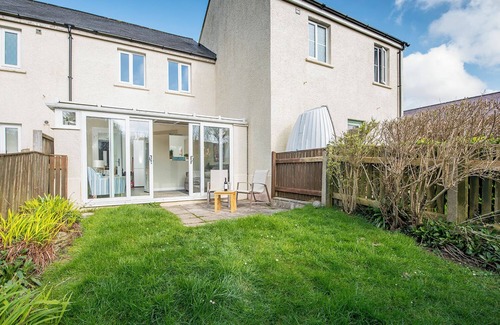Little Haven House | Pet-Friendly Holiday Home in Broad Haven for 4 Guests