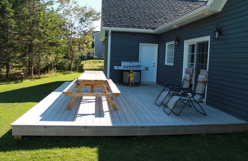 Cape Traverse Apartment | Beachfront Oasis: Sandy Toes Summer Beach House Awaits